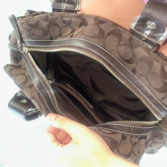 Vintage Coach Brown Jacquard Mia Signature Satchel - Picture 5 of 5